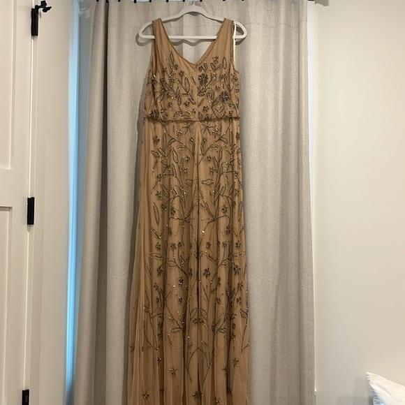 Adrianna Papell beaded evening gown - Picture 5 of 5